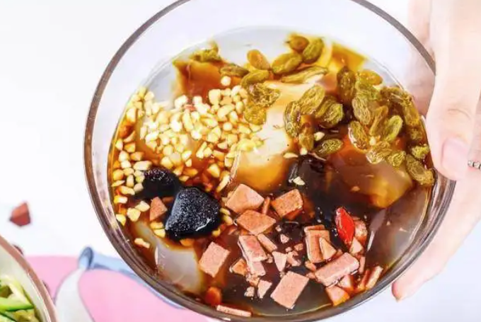 冰粉和羊肉